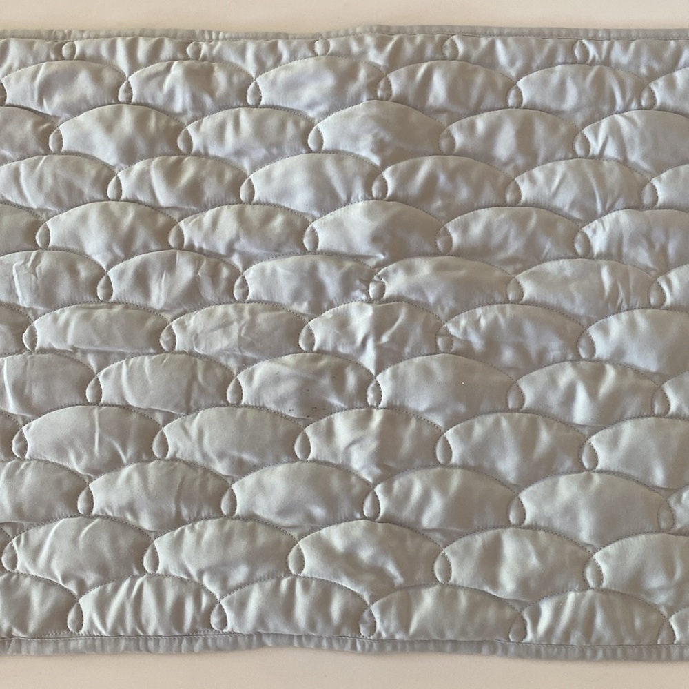 BARBARA BARRY SATEEN QUILTED TUFTED QUEEN SHAM
